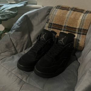 Jordan 4 “Black Cat” Sz 10